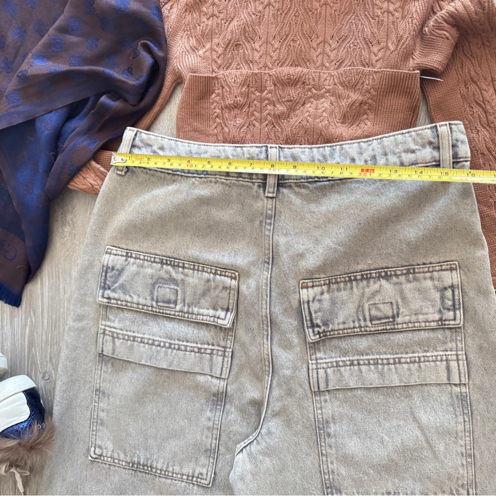 Women’s Wide Leg Jeans - Picture 9 of 16